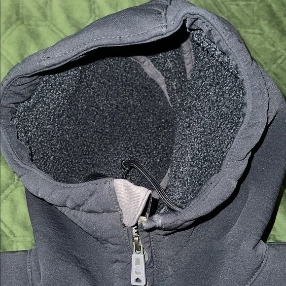 Carhartt Men's Black Performance Jacket - Picture 2 of 7